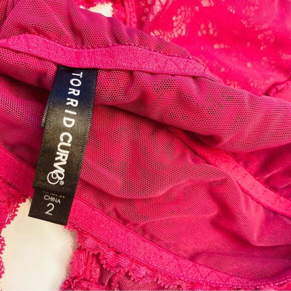 Torrid Curve Lace Lounge Longline Unlined Wireless Bralette Size 2 Pink Purple - Picture 4 of 5